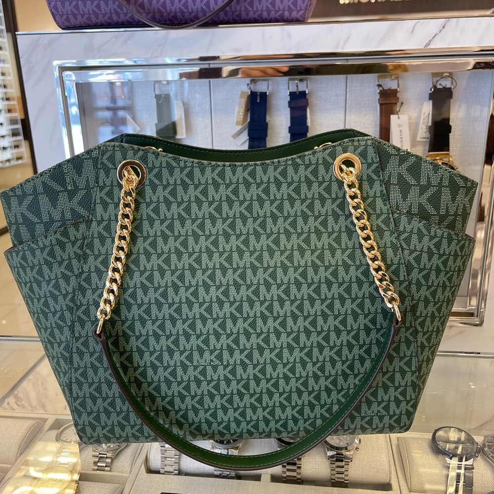MICHAEL KORS
Jet Set Travel Large Signature Chain Shoulder Tote Bag
Moss
NWT - Picture 8 of 16